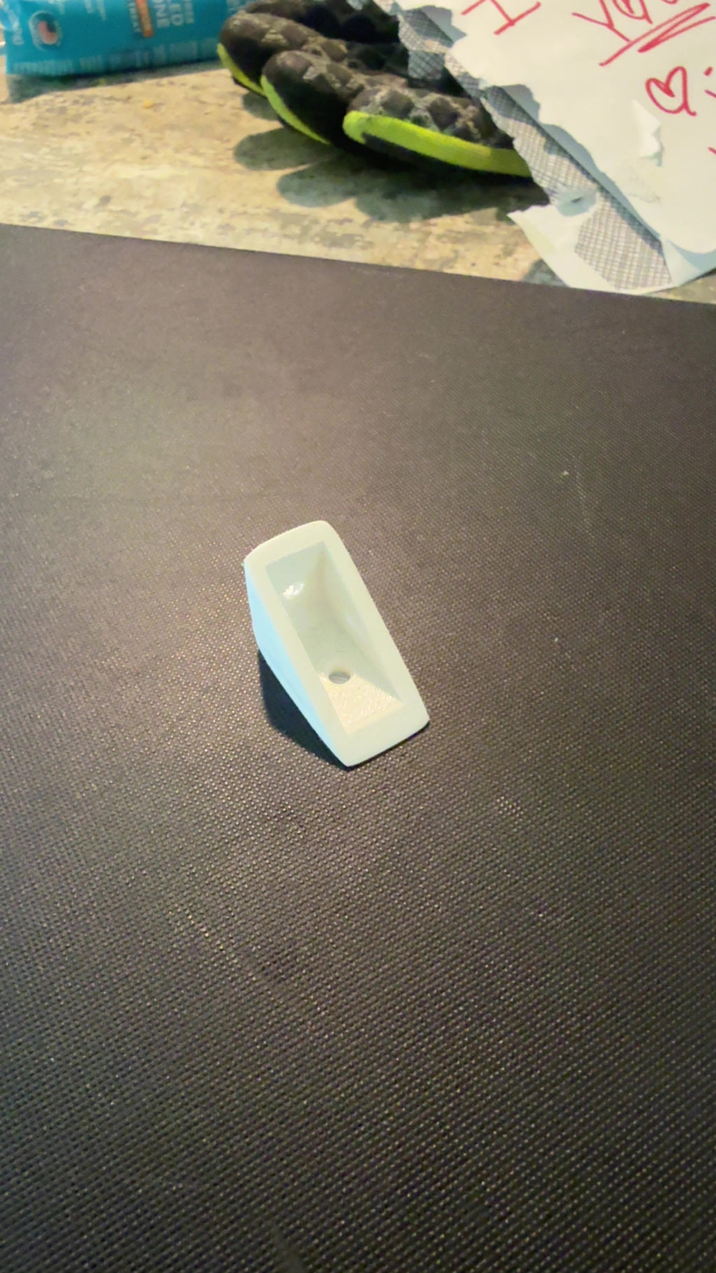 Universal L bracket